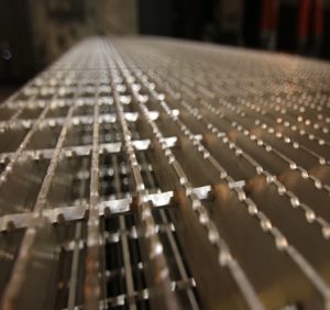 Tấm sàn grating