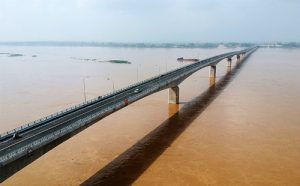 cầu việt trì